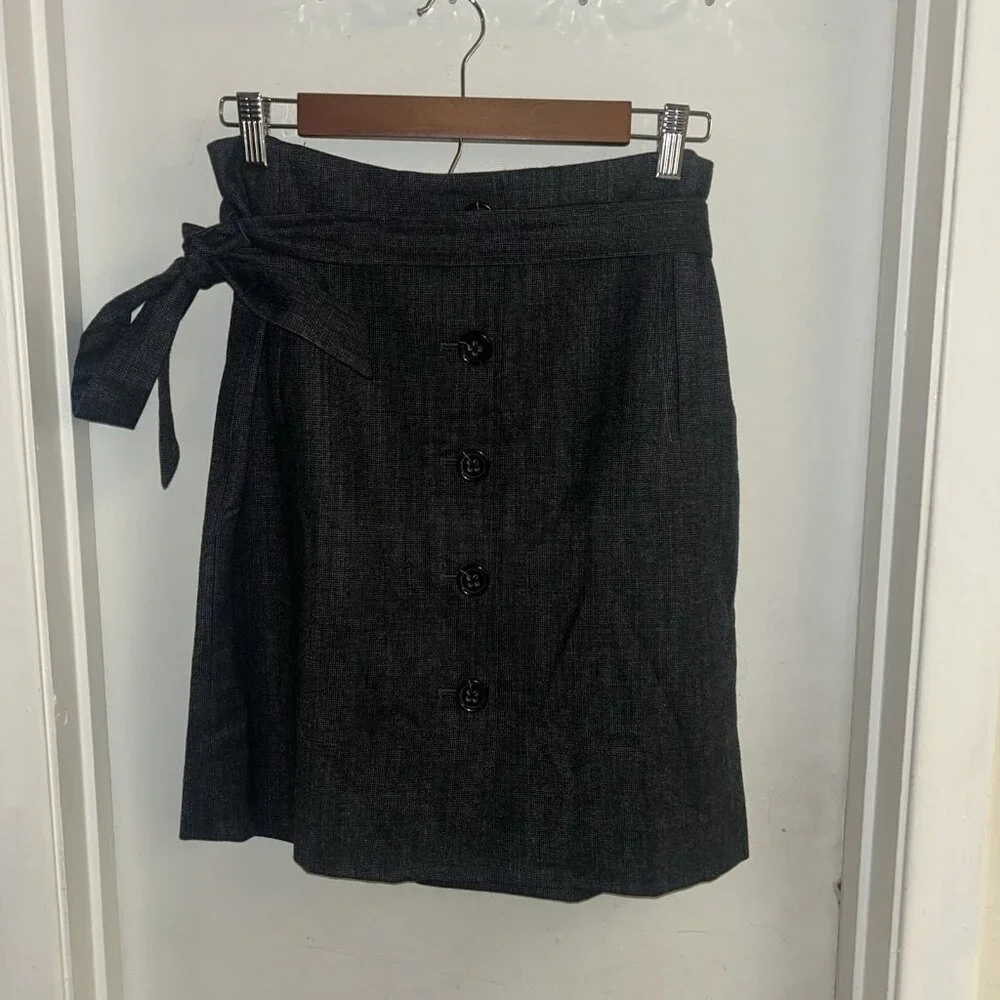 Banana Republic Gray Wool Button Up Belted Tie Preppy Career Skirt Size 8